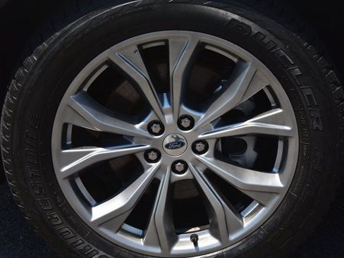 Used 2022 Ford Explorer Limited RWD image 10