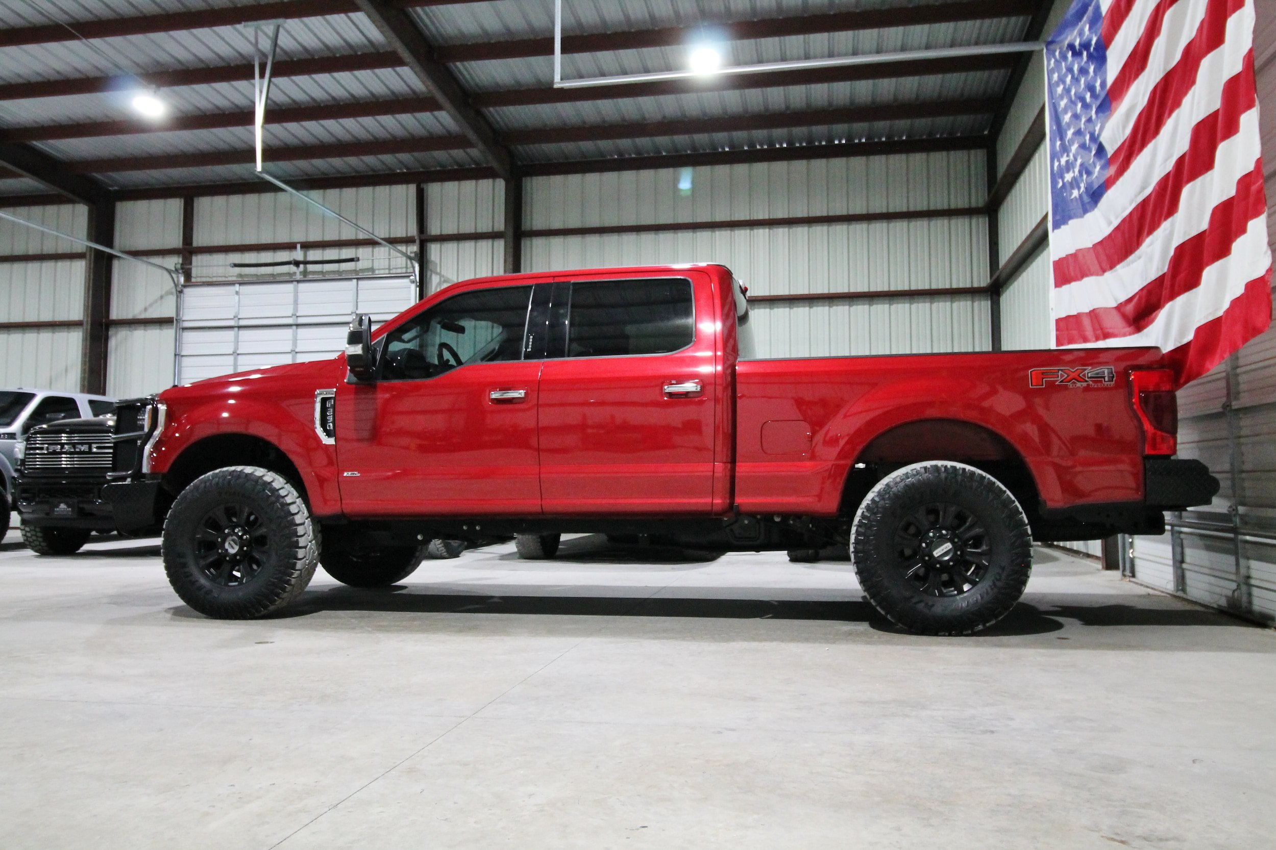 Used 2020 Ford F250 XLT w/ XLT Premium Package AWD/4WD image 6