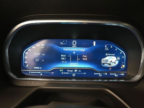 Used 2023 Chevrolet Tahoe Z71 w/ Luxury Package image 11