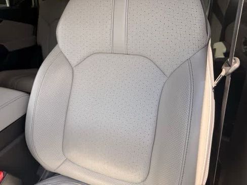 Used 2024 Honda Pilot Elite image 7