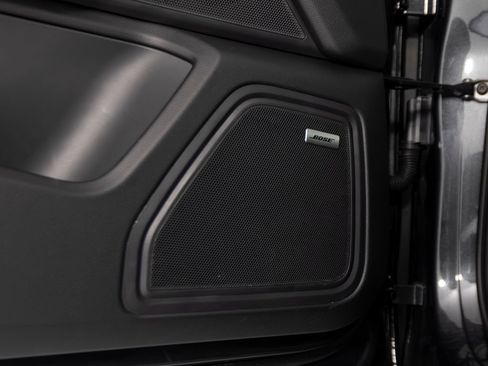 Certified 2026 Porsche Macan AWD/4WD image 21