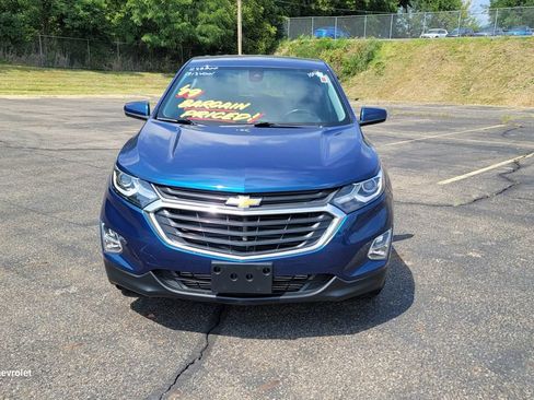 Used 2019 Chevrolet Equinox LT w/ Driver Convenience Package FWD image 4