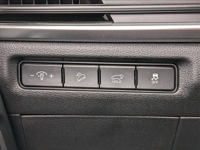 Used 2025 Kia Telluride S AWD/4WD image 16