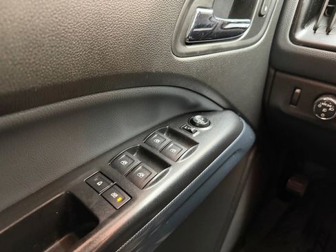 Used 2018 Chevrolet Colorado Z71 image 25