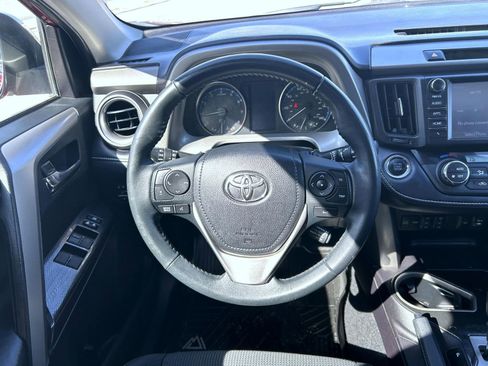 Used 2018 Toyota RAV4 Adventure image 11