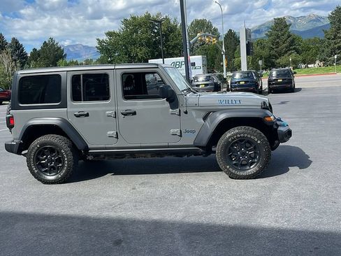 Used 2023 Jeep Wrangler Unlimited w/ Cold Weather Group AWD/4WD image 4