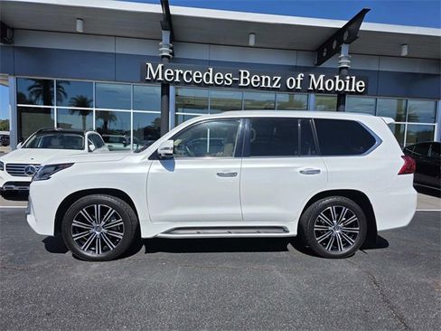 Used 2020 Lexus LX 570 4WD w/ Luxury Package image 1