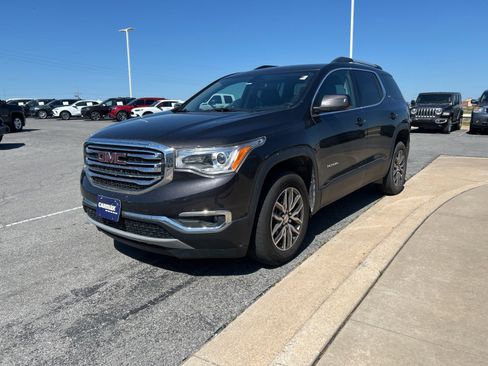 Used 2019 GMC Acadia SLE w/ LPO, Floor Liner Package FWD image 1
