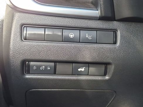 Used 2021 Nissan Rogue Platinum FWD image 22