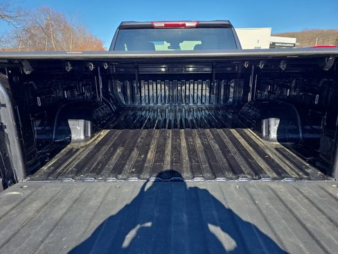 Used 2023 GMC Sierra 1500 Elevation image 5