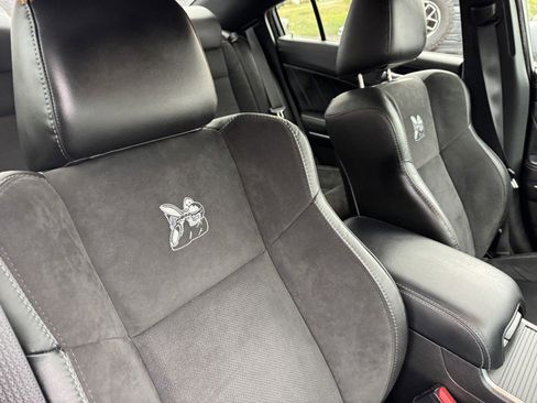Certified 2022 Dodge Charger Scat Pack image 9