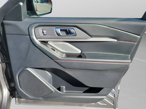 Certified 2025 Ford Explorer ST w/ Sun And Sound Package image 29