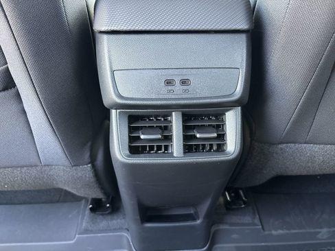 New 2026 Chevrolet Equinox LT w/ Safety and Technology Package FWD image 22