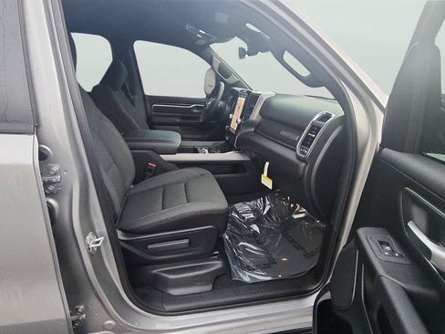 New 2026 RAM 1500 Big Horn AWD/4WD image 18