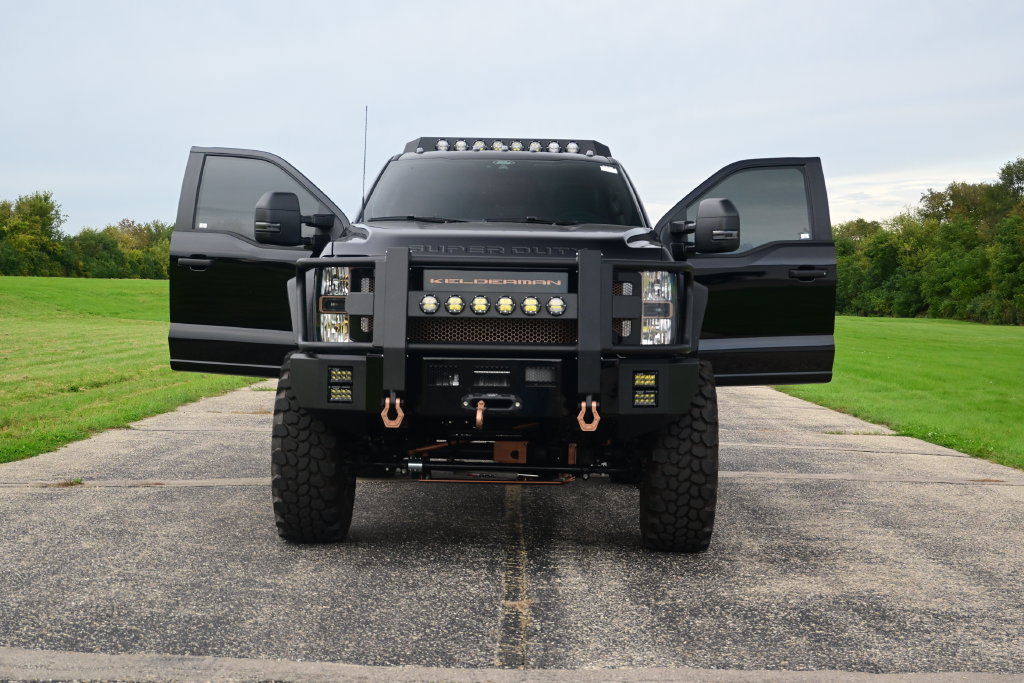 Used 2025 Ford F550 4x4 Regular Cab Super Duty w/ XLT Value Package image 8