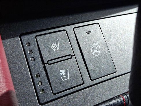 Used 2018 Lexus RC 300 AWD image 23