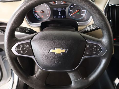 Used 2023 Chevrolet Traverse LS w/ Safety Package image 3