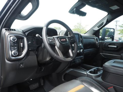 Used 2020 GMC Sierra 3500 AT4 w/ AT4 Premium Package AWD/4WD image 12