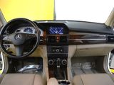 Used 2012 Mercedes-Benz GLK 350 4MATIC image 2