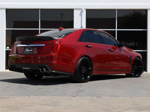 Used 2016 Cadillac CTS V w/ Carbon Fiber Package RWD image 9