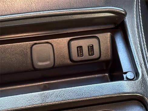 Used 2019 Chevrolet Tahoe Premier image 16