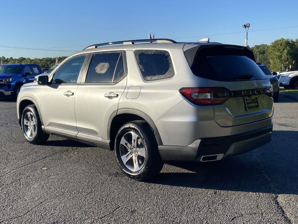New 2026 Honda Pilot EX-L image 3