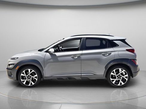 Used 2023 Hyundai Kona Limited image 3