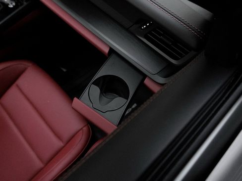 Certified 2024 Porsche 911 Carrera GTS image 34