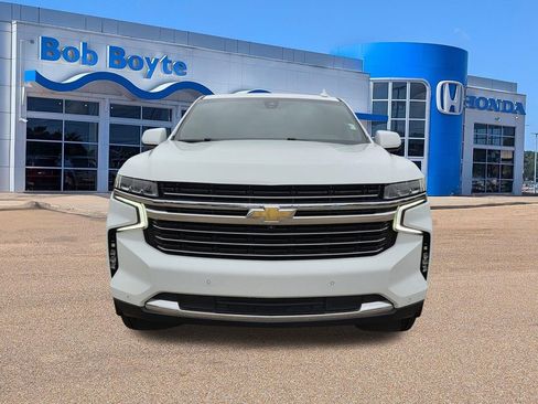 Used 2022 Chevrolet Tahoe LT w/ LT Signature Plus Package RWD image 2