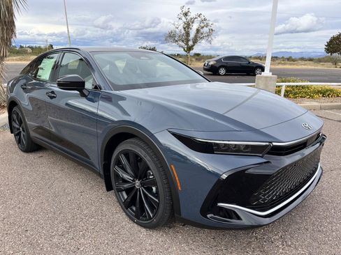 New 2026 Toyota Crown Nightshade image 7