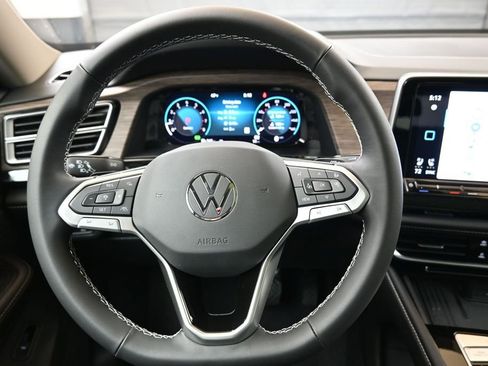 New 2026 Volkswagen Atlas SEL AWD/4WD image 25