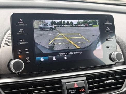 Used 2021 Honda Accord Sport image 3