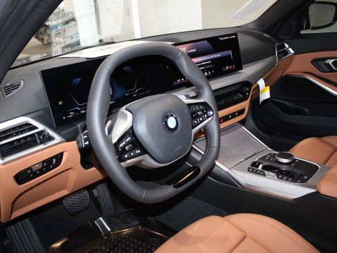 Used 2026 BMW 330i Sedan RWD image 11