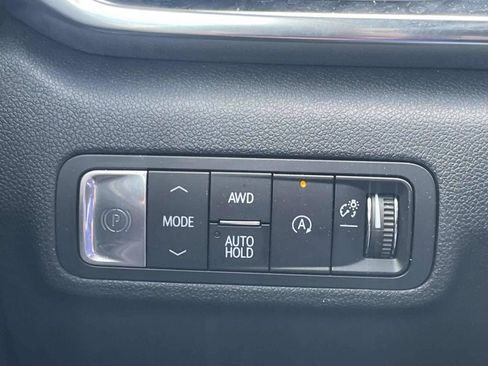 Used 2025 GMC Terrain Elevation AWD/4WD image 24