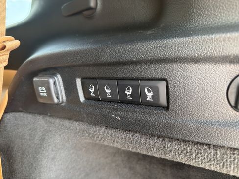Used 2021 Jeep Grand Cherokee L Summit AWD/4WD image 11