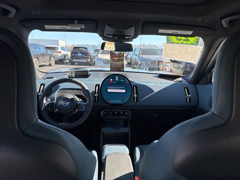 Certified 2025 MINI Cooper Countryman S image 17