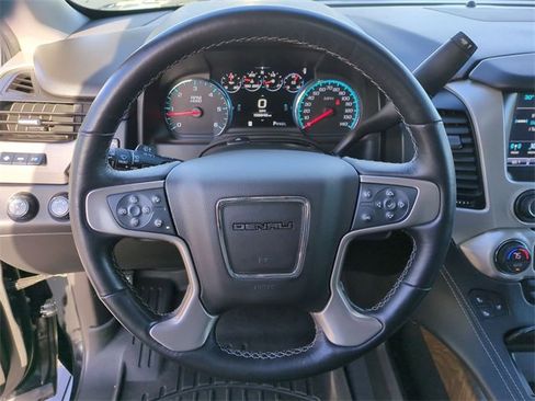 Used 2019 GMC Yukon XL Denali w/ Denali Ultimate Package image 13