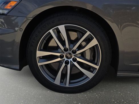 Used 2023 Audi A6 Premium Plus w/ Premium Plus Package image 31