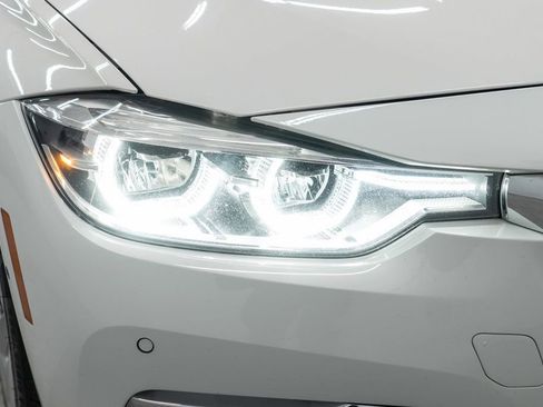 Used 2017 BMW 330e image 48