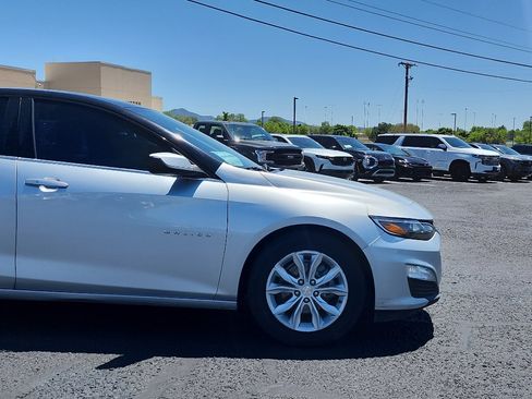 Used 2020 Chevrolet Malibu LT FWD image 4