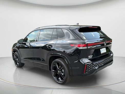 New 2026 Volkswagen Tiguan SE R-Line FWD image 7