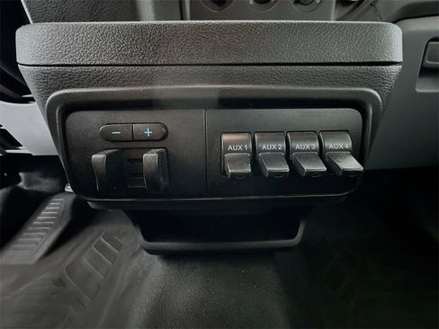 Used 2017 Ford Transit 350 138 w/ Interior Upgrade Package image 31