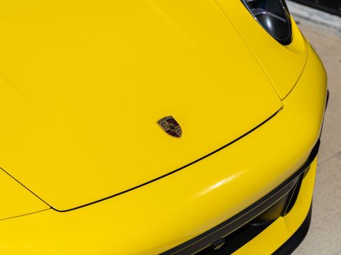Certified 2021 Porsche 911 Carrera w/ Premium Package image 21