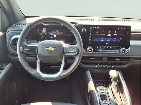 New 2026 Chevrolet Colorado LT w/ LT Convenience Package AWD/4WD image 4