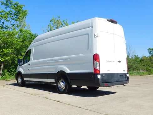 Used 2024 Ford Transit 250 148 High Roof Extended AWD w/ Load Area Protection Package image 7