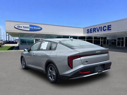 Used 2025 Kia K4 FWD image 6