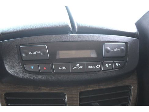 Used 2013 Acura MDX w/ Technology & Entertainment AWD/4WD image 38
