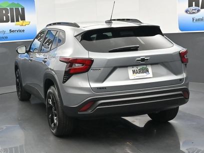 New 2026 Chevrolet Trax LT w/ Driver Confidence Package