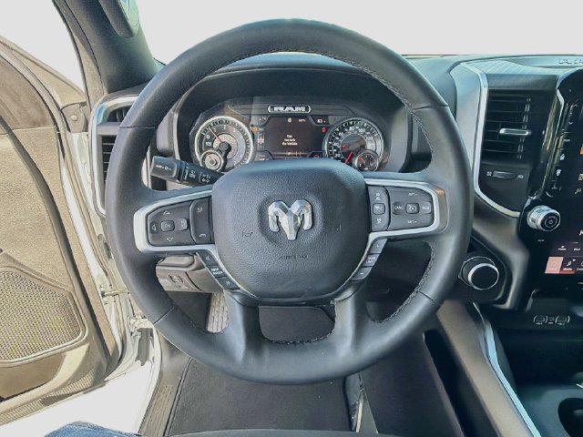 Used 2025 RAM 1500 Big Horn AWD/4WD image 12