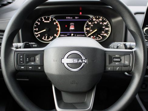 Certified 2025 Nissan Rogue S image 27